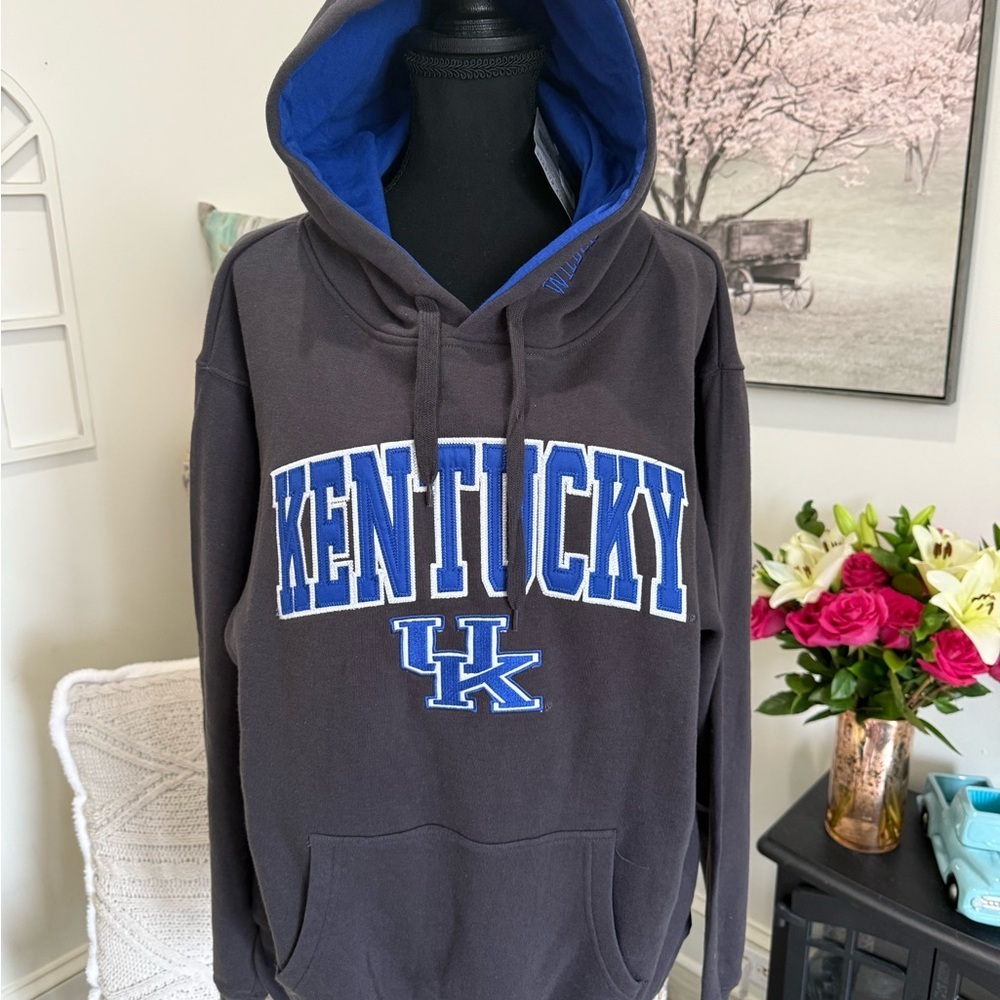 Stadium Athletics Black and Blue Kentucky Sweater
